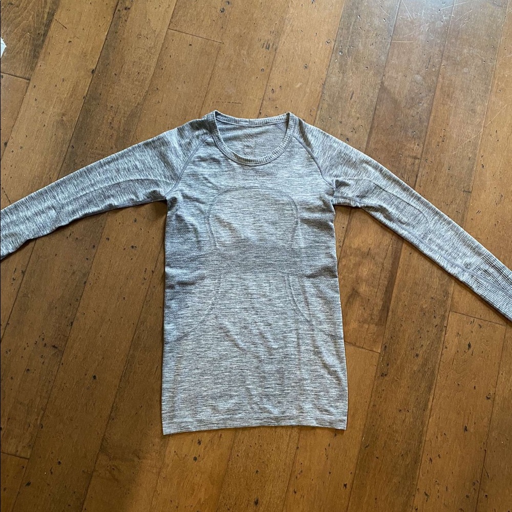 Swiftly Tech Long Sleeve Shirt